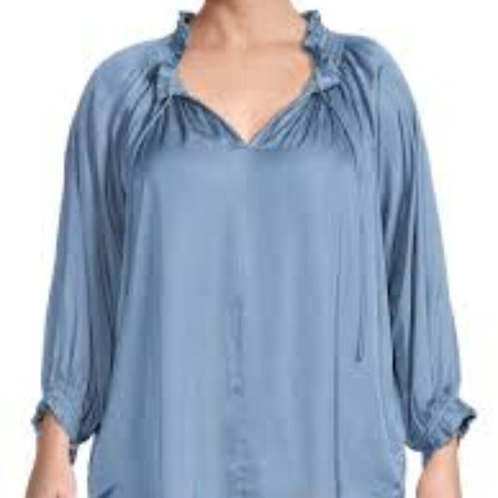 CARMEN MARC VALVO Blouse Women's size M Light Blue Smocked Ruffle Neck NEW
